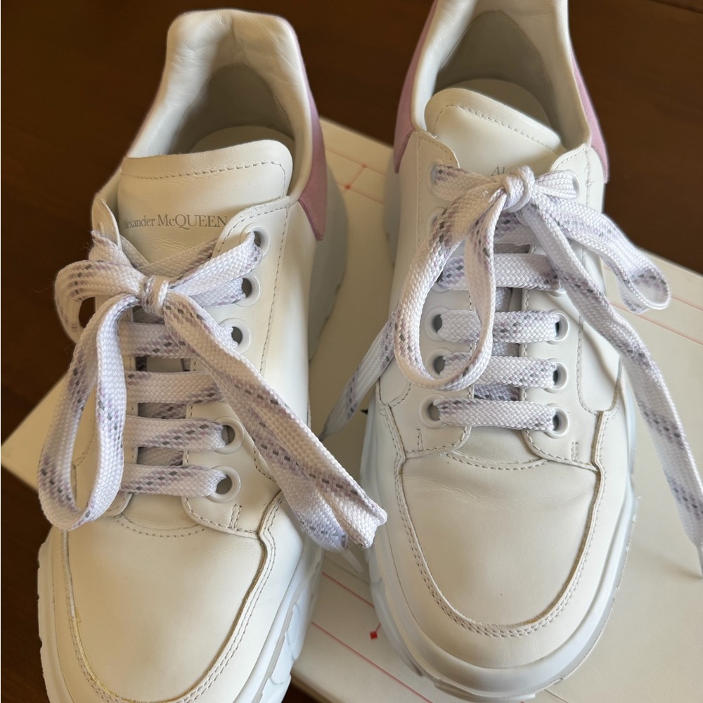 Alexander McQueen Cream and Pink Lace-Up Sneakers